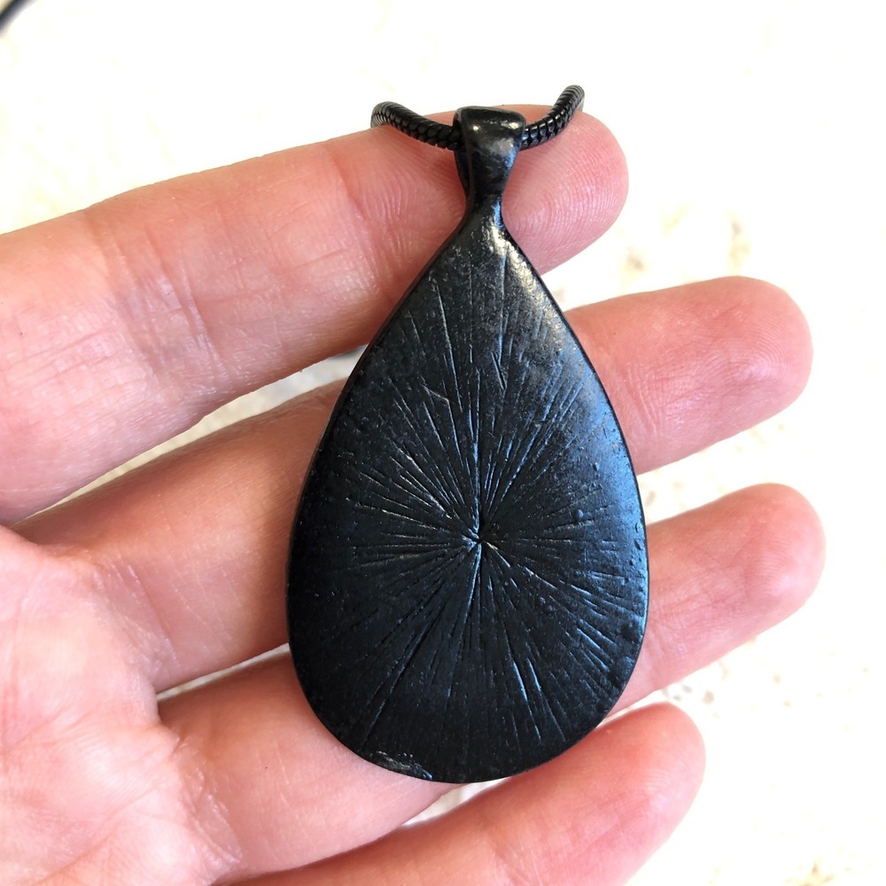 Y2K‎ Teardrop Statement Necklace Black Yellow Resin Pendant Gothic Dark Fairy - Picture 3 of 9
